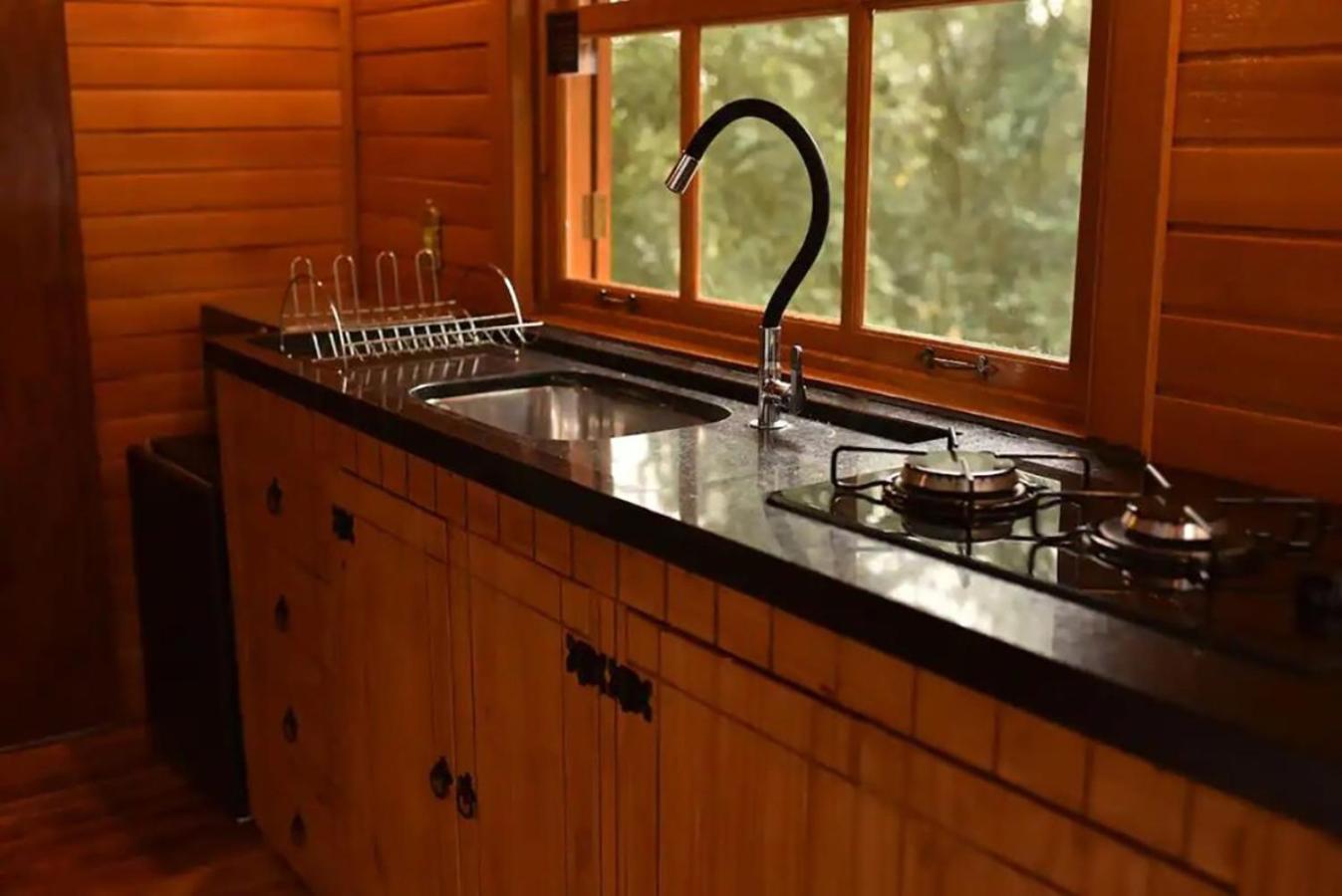 Casa Na Arvore Com Hidro, Piscina, Trilha, Cavalo Бенту-Гонсалвис Экстерьер фото